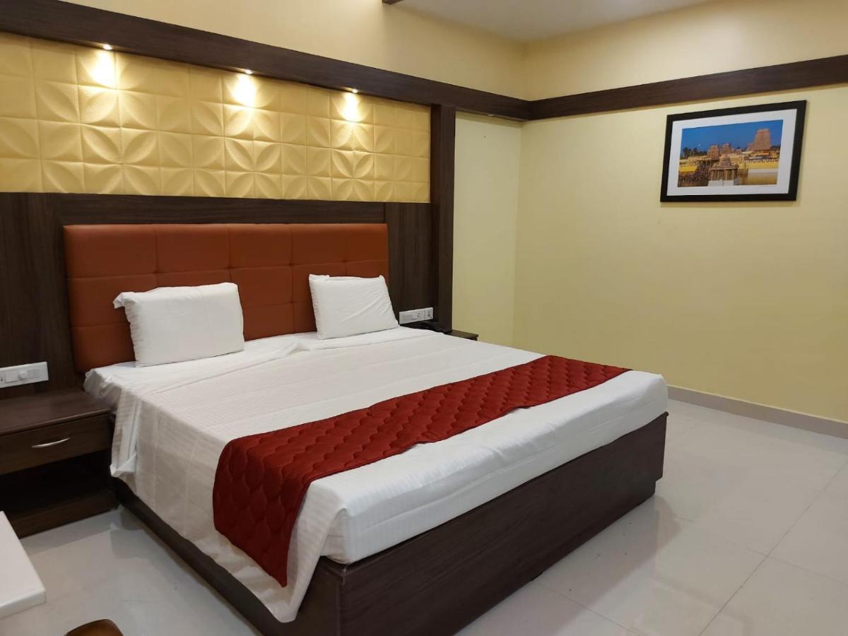 Sri Balaji Grand Hotel Kumbakonam Luaran gambar